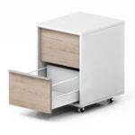 dvieju stalciu spintele ant ratuku