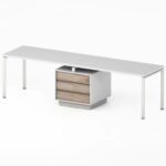 rašomasis stalas dviem vaikams